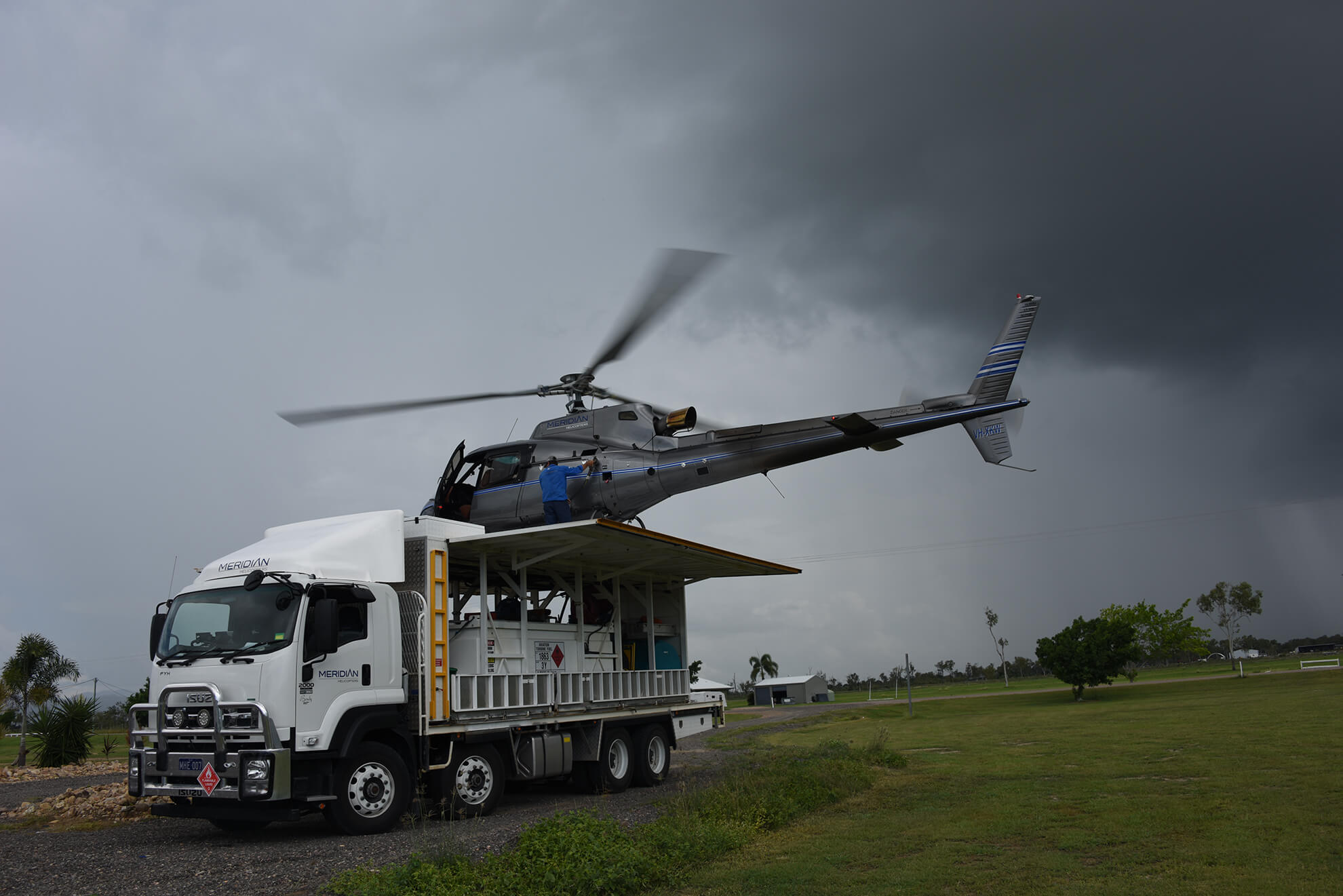 DSC_6270 Meridian Helicopters Aerial Platform Precision Lifts